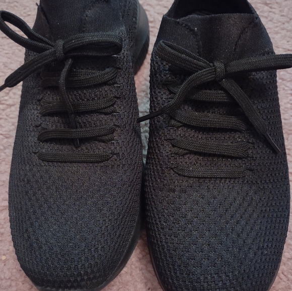 Skechers Memory Foam Shoes - Picture 10 of 11